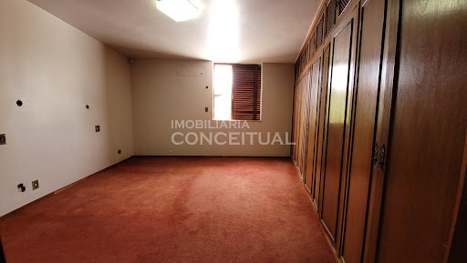 Quarto 1 - Armários
