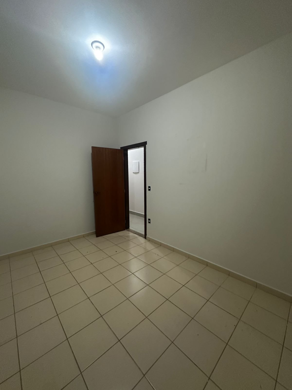 Casa à venda com 3 quartos, 1 suíte e 2 vagas no Alto do Córrego, Paracatu (MG) — foto 6 de 30
