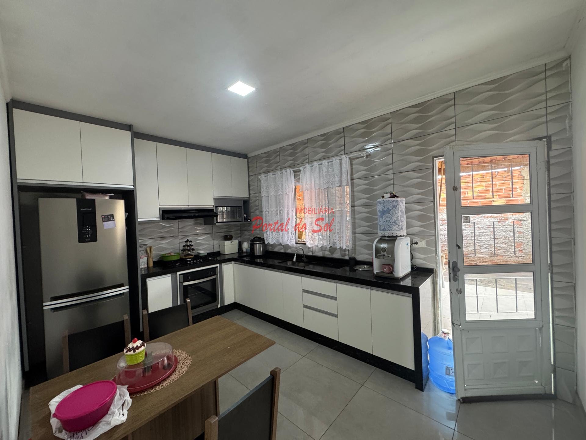 Casa à venda com 3 quartos, 1 suíte, 2 vagas e 100m² no Jardim Bela Manha, Santo Antônio da Platina (PR) — foto 4 de 10