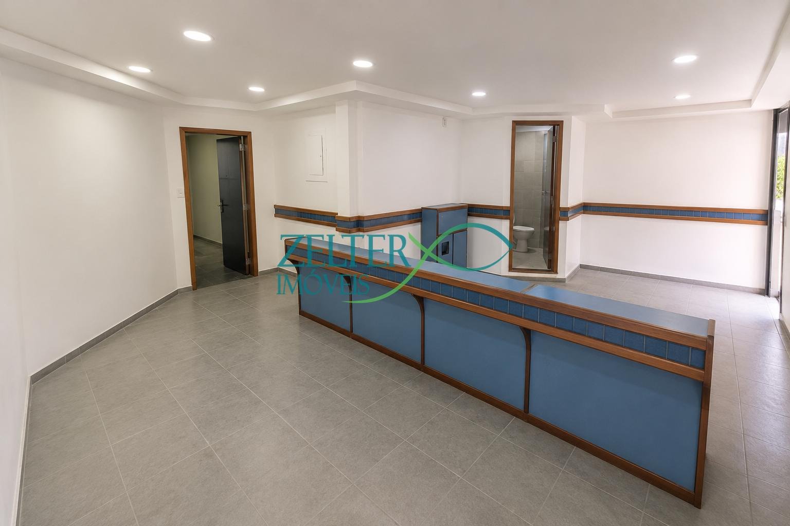 Comercial para alugar com 5 banheiros e 210m² no Penha, Rio de Janeiro (RJ) — foto 8 de 11