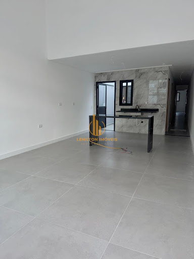 Casa à Venda em Utinga, Santo André | 3 Dorms, 105m²