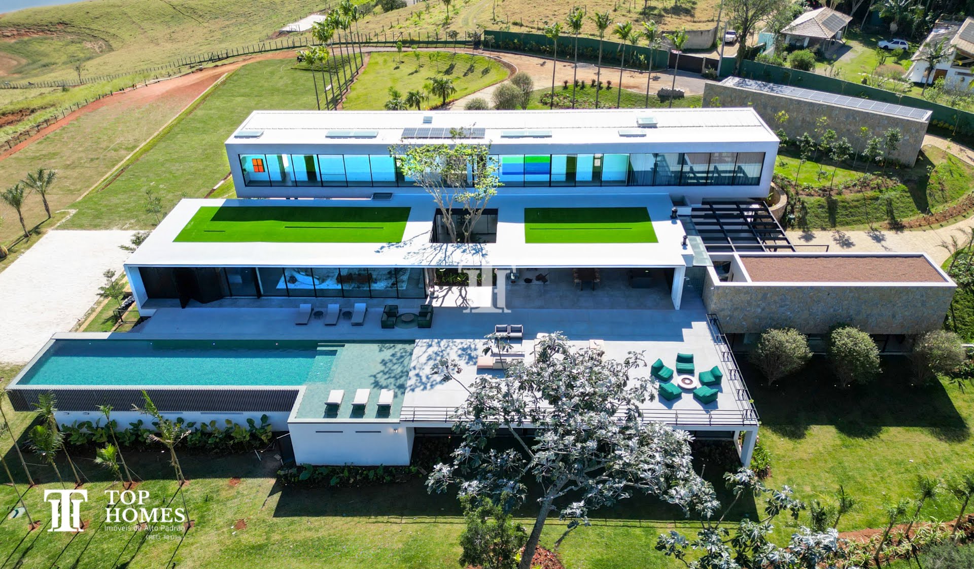 Casa Resort Mansão Sítio frente Represa à venda em Joanópolis - Bragrança Paulista - Represa de Jacareí
