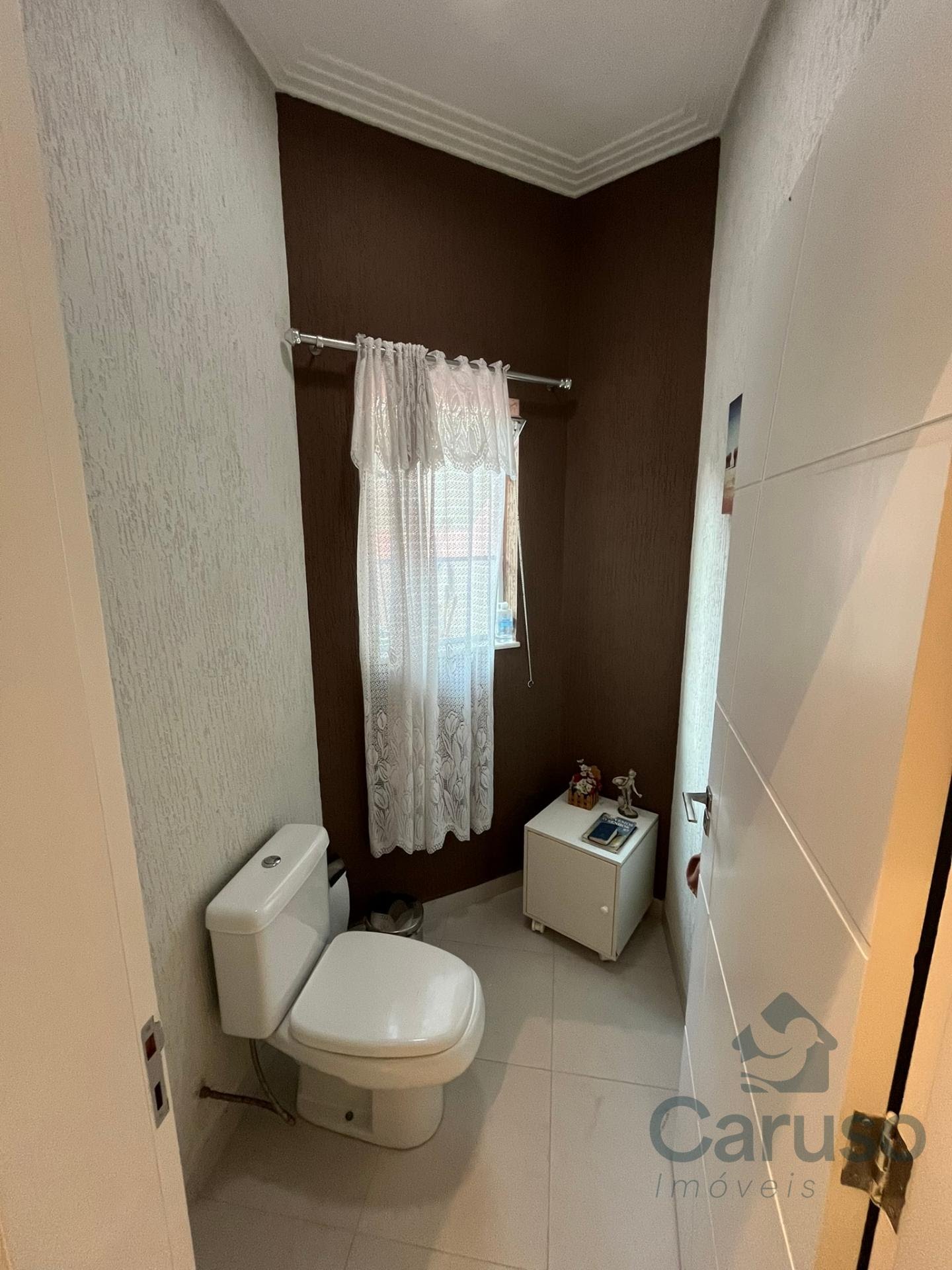 Casa à venda com 5 quartos, 3 suítes, 2 vagas e 1100m² no Arujázinho I, II e III, Arujá (SP) — foto 11 de 30