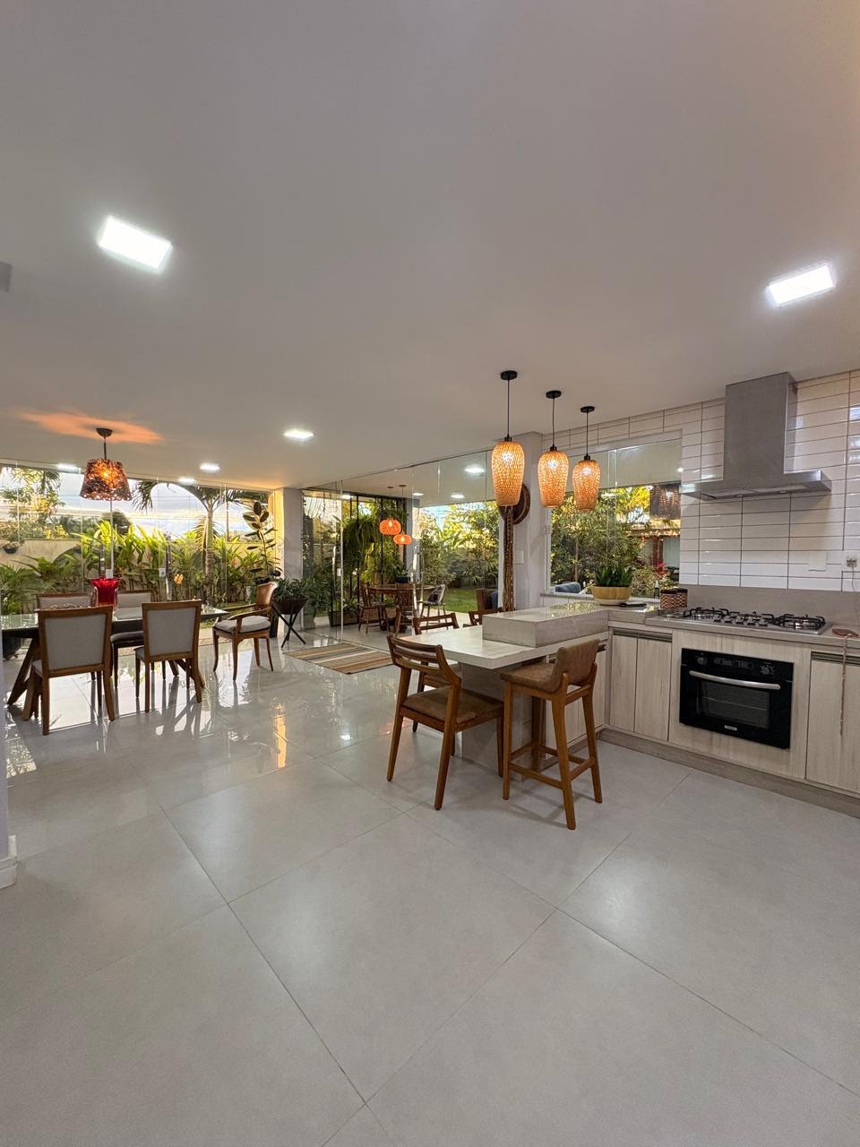 Casa à venda com 3 quartos, 2 suítes, 4 vagas e 440m² no Papagaio, Feira de Santana (BA) — foto 6 de 28