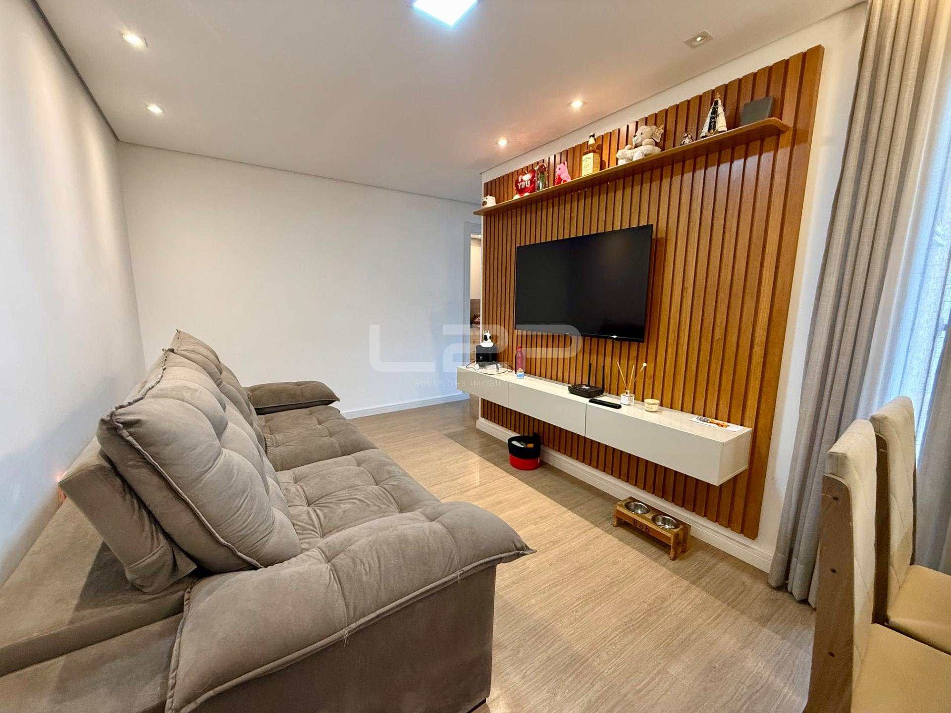 Apartamento à venda com 2 quartos, 1 banheiro, 1 vaga e 54m² no Jardim Carolina, Jundiaí (SP) — foto 2 de 22