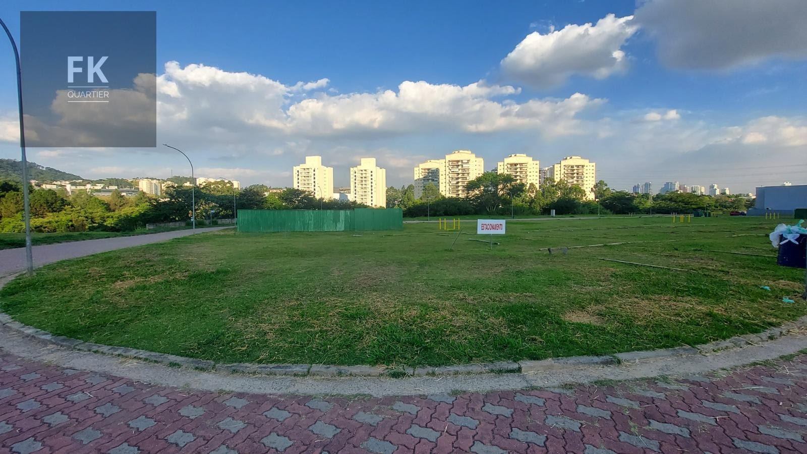 Terreno à venda com 525m² de terreno no Tamboré, Santana de Parnaíba (SP) — foto 2 de 2