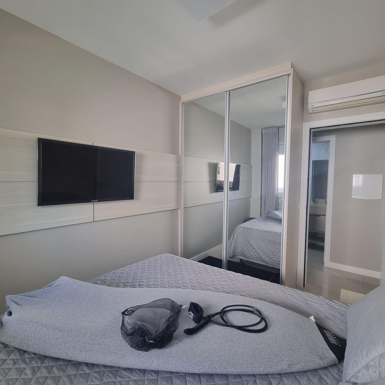Apartamento à venda com 2 quartos, 1 suíte, 2 vagas e 74m² no Jurerê, Florianópolis (SC) — foto 9 de 14