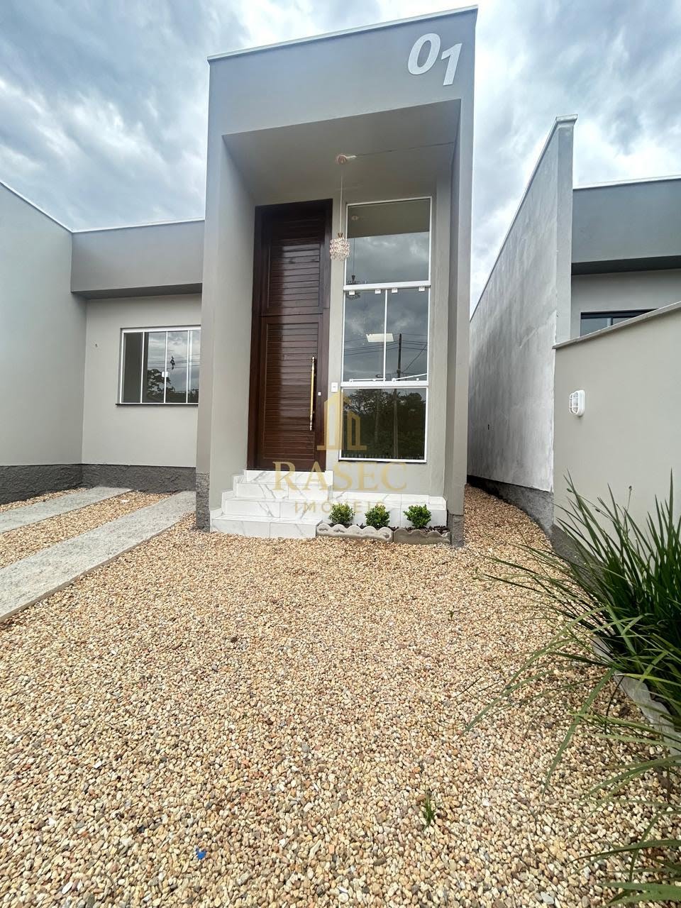 Casa à venda com 3 quartos, 2 banheiros, 1 vaga e 79m² no São João, Brusque — foto principal
