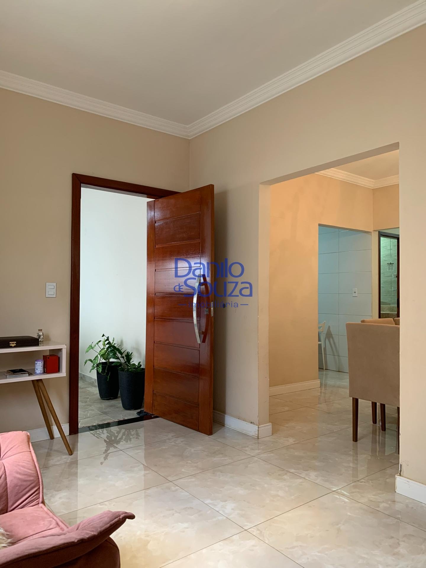 Casa à venda com 2 quartos, 1 banheiro, 2 vagas e 240m² no Parque das Mangabeiras IV, Araxá (MG) — foto 4 de 22