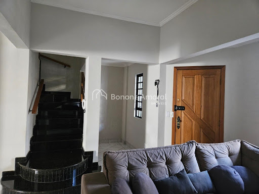 Casa, 3 quartos, 166 m² - Foto 2