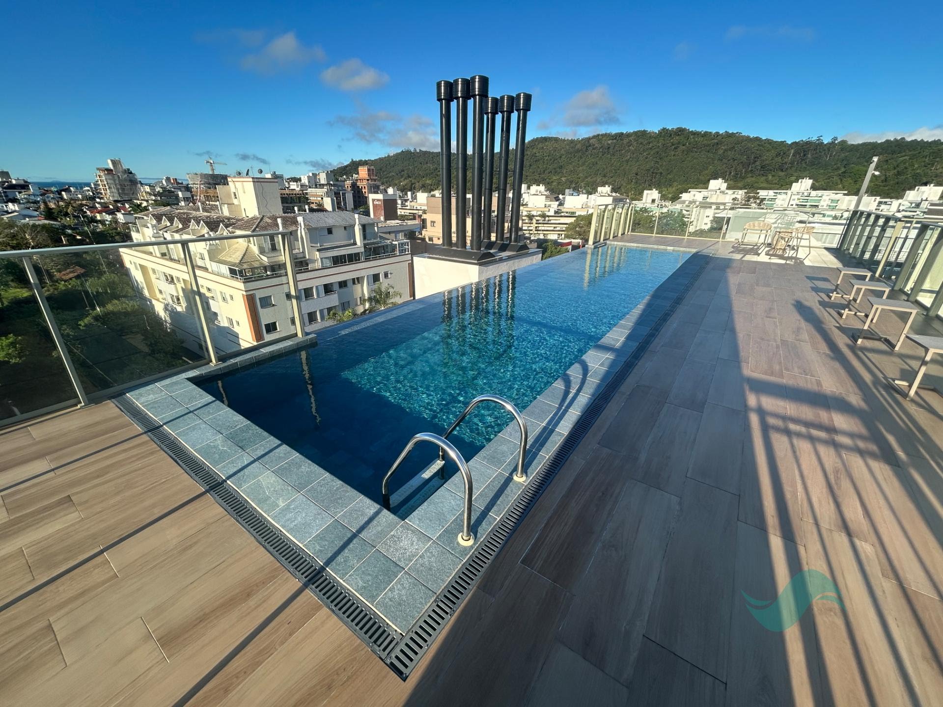 Piscina no ático 