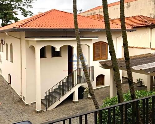 Comercial à venda com 2 banheiros, 8 vagas e 271m² no Vila Guarani (zona Sul), São Paulo — foto principal