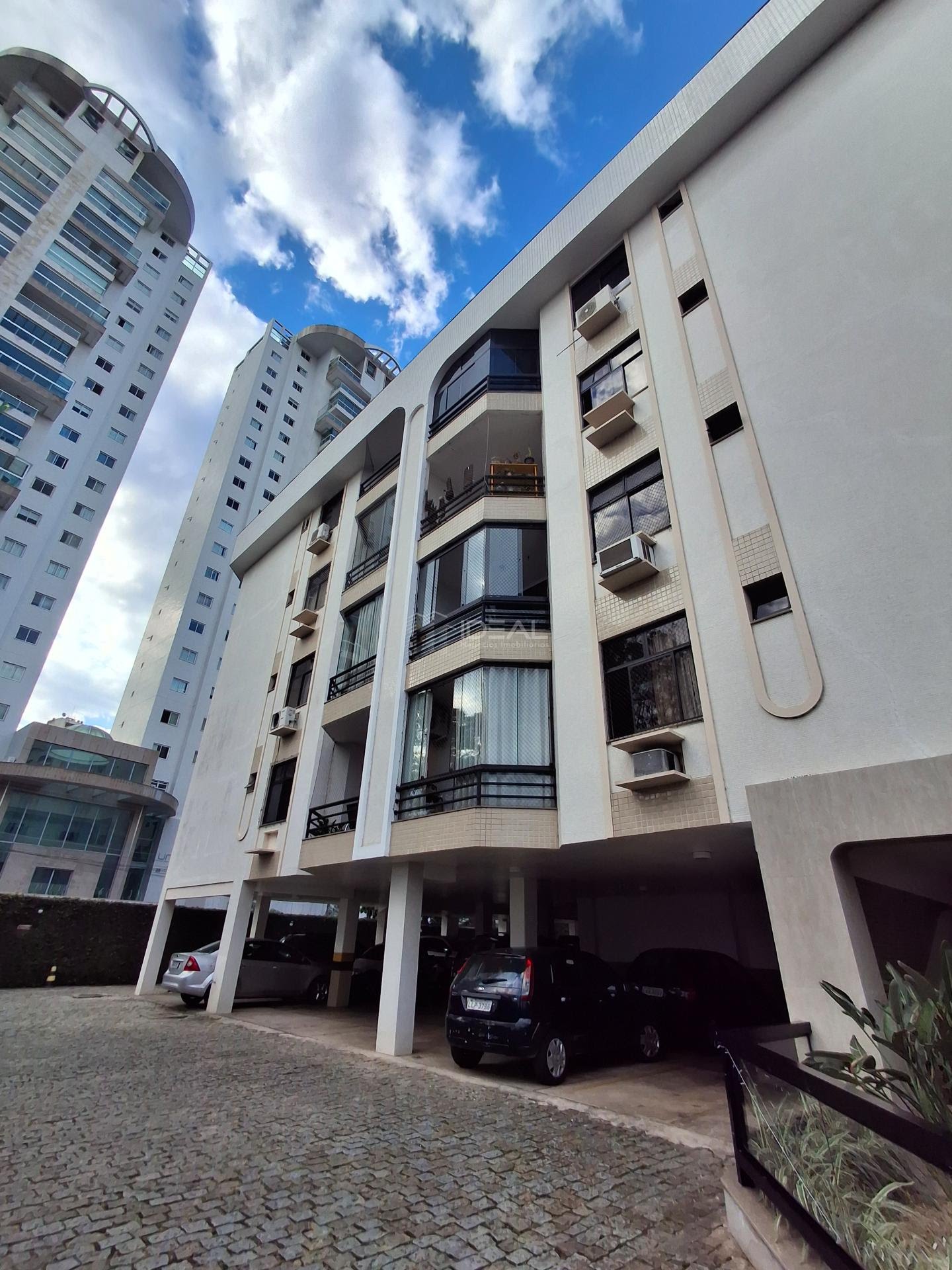 Apartamento à venda com 3 quartos, 1 suíte, 2 vagas e 160m² no Centro, Campos dos Goytacazes (RJ) — foto 26 de 30