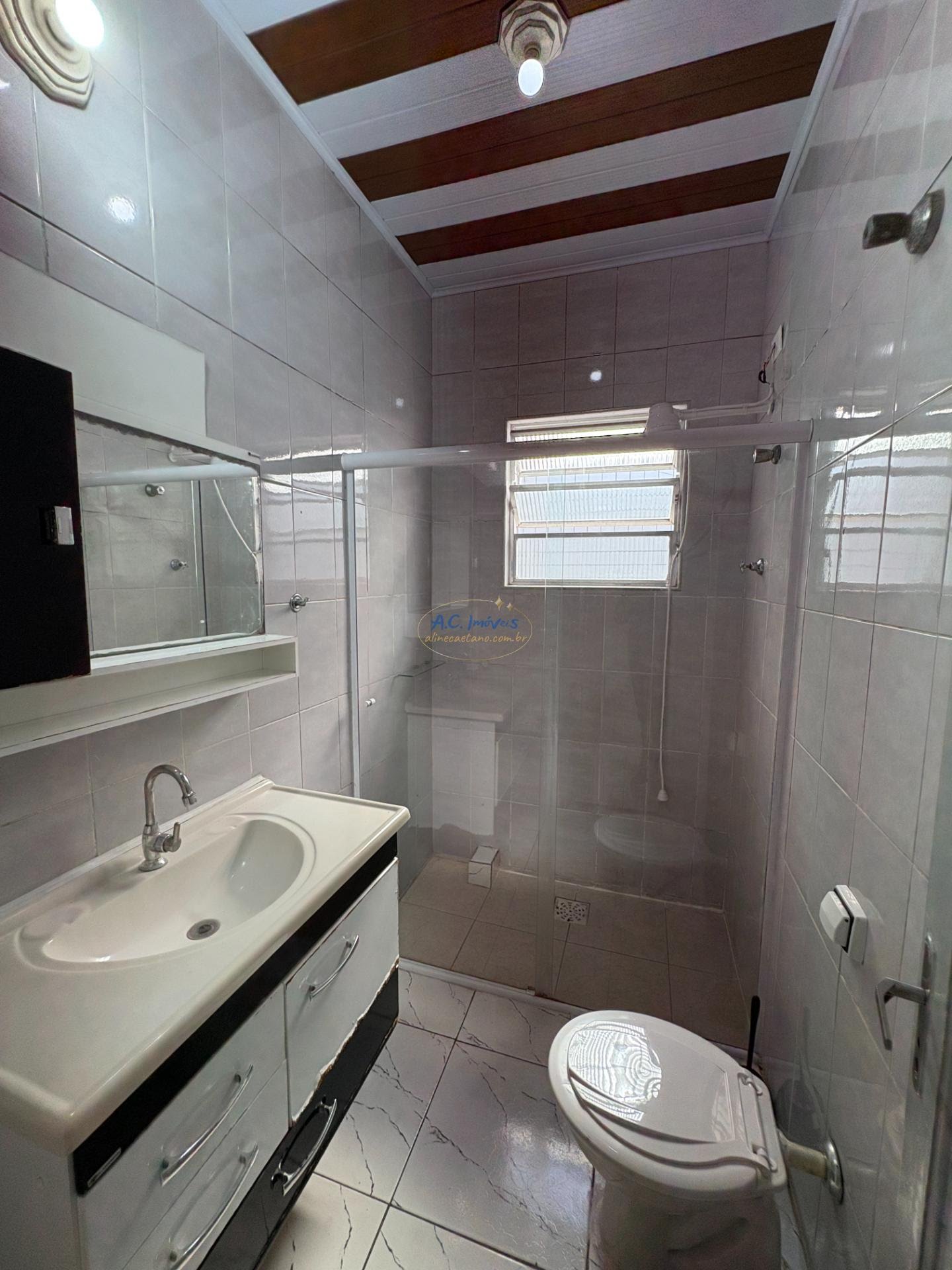 Casa à venda com 1 quarto, 1 banheiro, 2 vagas e 62m² no Guilhermina, Praia Grande (SP) — foto 17 de 26