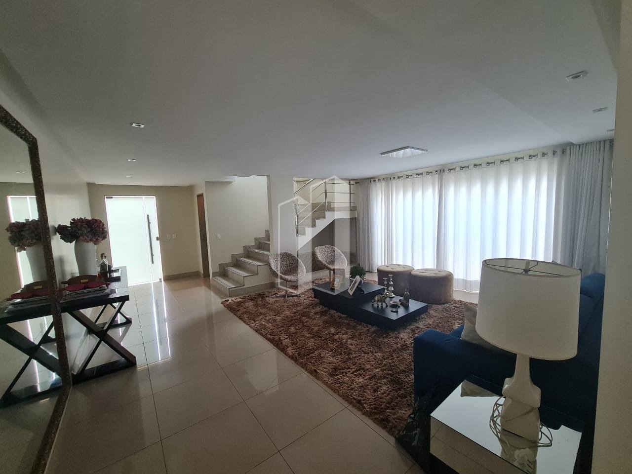 Casa à venda com 4 quartos, 4 suítes, 4 vagas e 281m² no Jardins Madri, Goiânia (GO) — foto 9 de 25