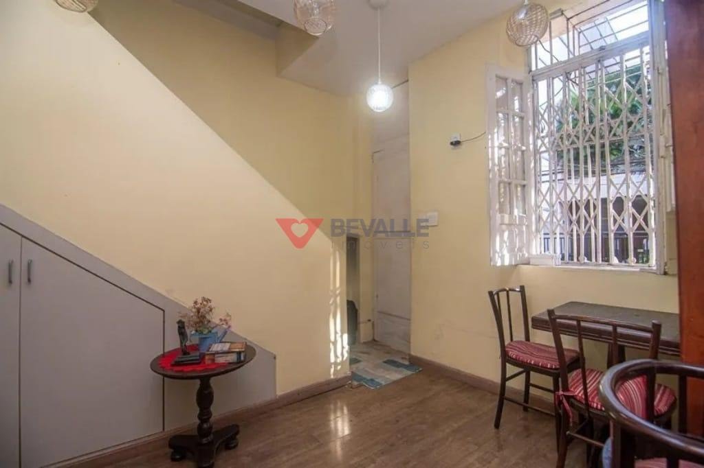 Casa à venda com 6 quartos, 3 suítes e 300m² no Botafogo, Rio de Janeiro (RJ) — foto 10 de 28