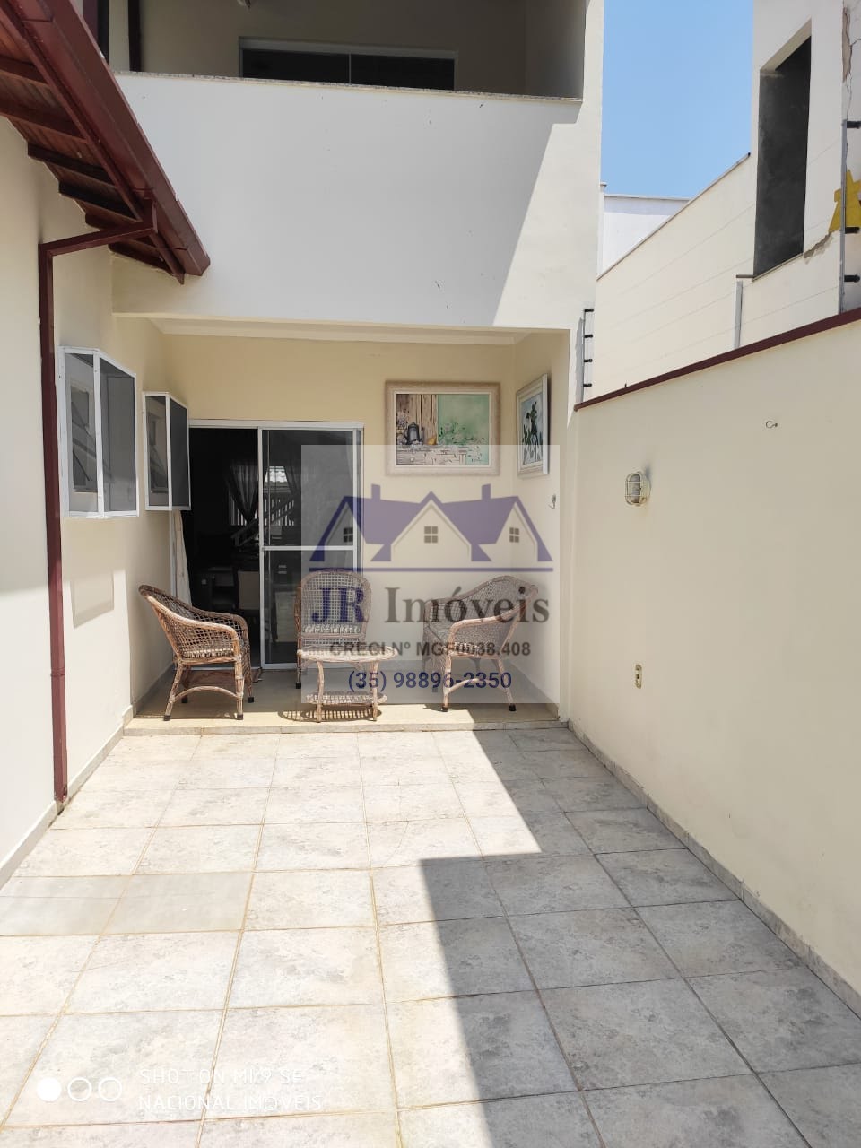 Casa à venda com 4 quartos, 1 suíte, 2 vagas e 280m² no Centro, Piranguinho (MG) — foto 2 de 10