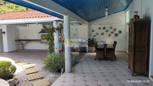 Casa de Condominio em Jardim Acapulco - Guarujá, SP