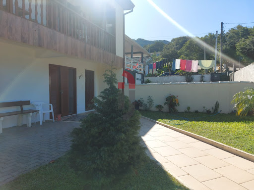 Casa Sobrado no Tombador  -  Osório