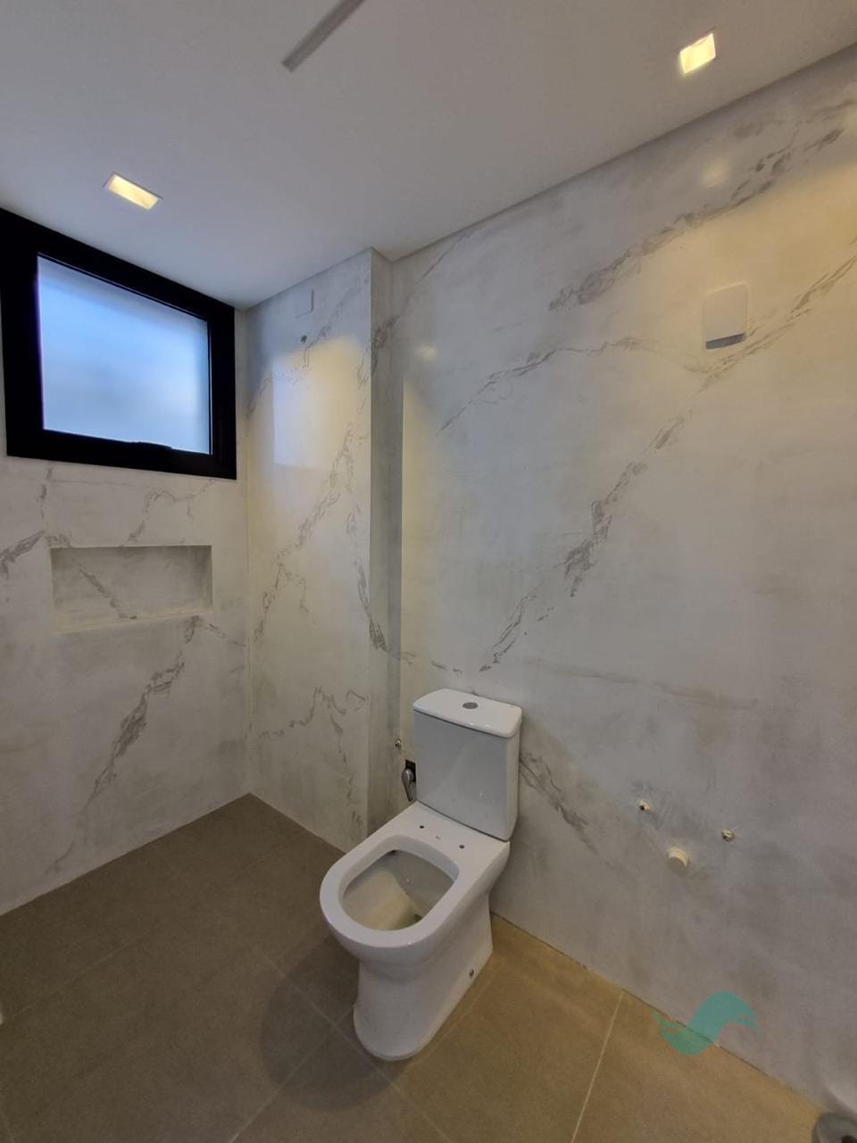 Cobertura à venda com 3 quartos, 3 suítes, 3 vagas e 200m² no Jurerê, Florianópolis (SC) — foto 9 de 17