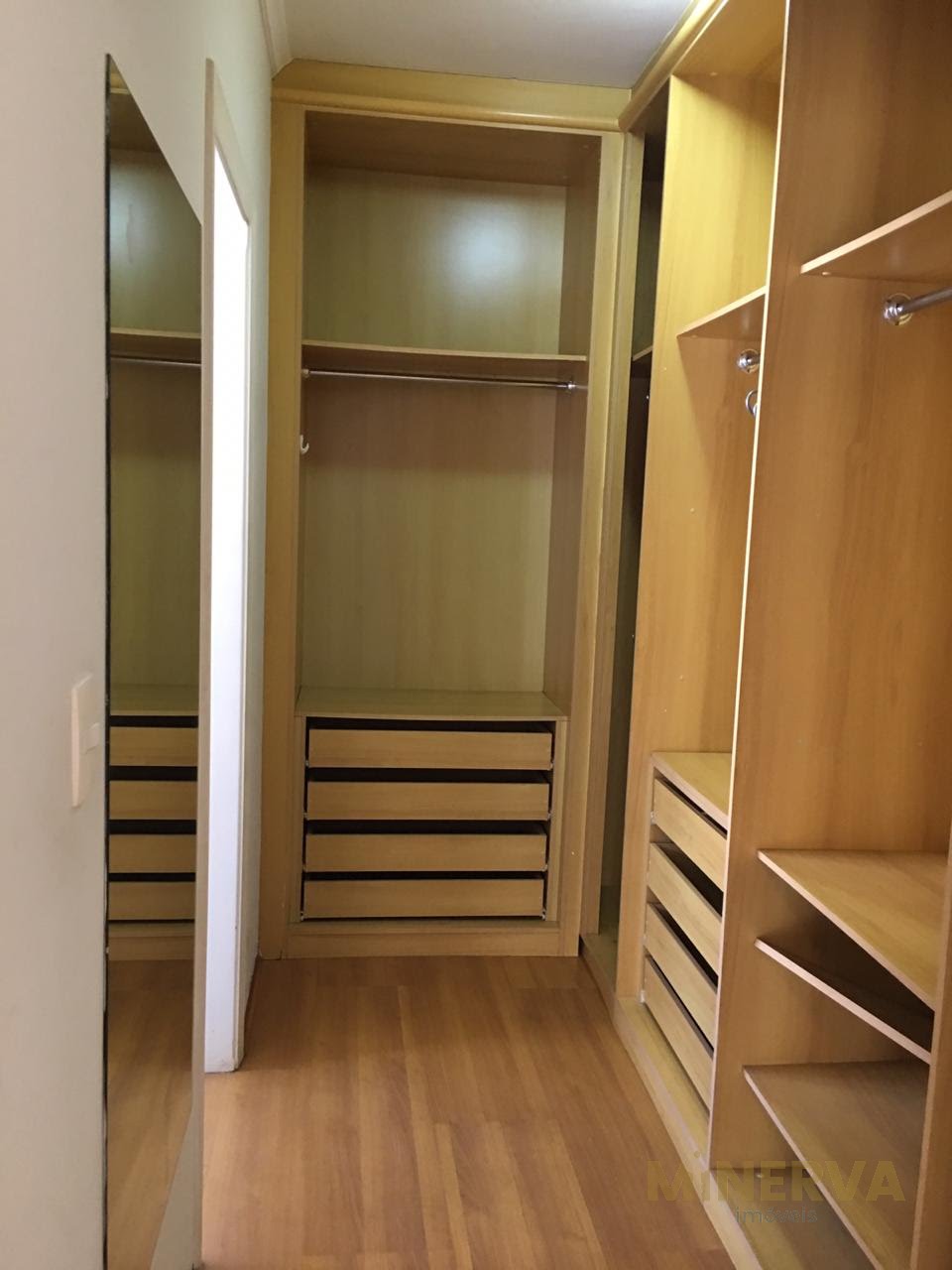 Casa à venda com 3 quartos, 4 banheiros, 4 vagas e 300m² no Jardim Fazenda Rincao - Aruja V, Arujá (SP) — foto 13 de 30