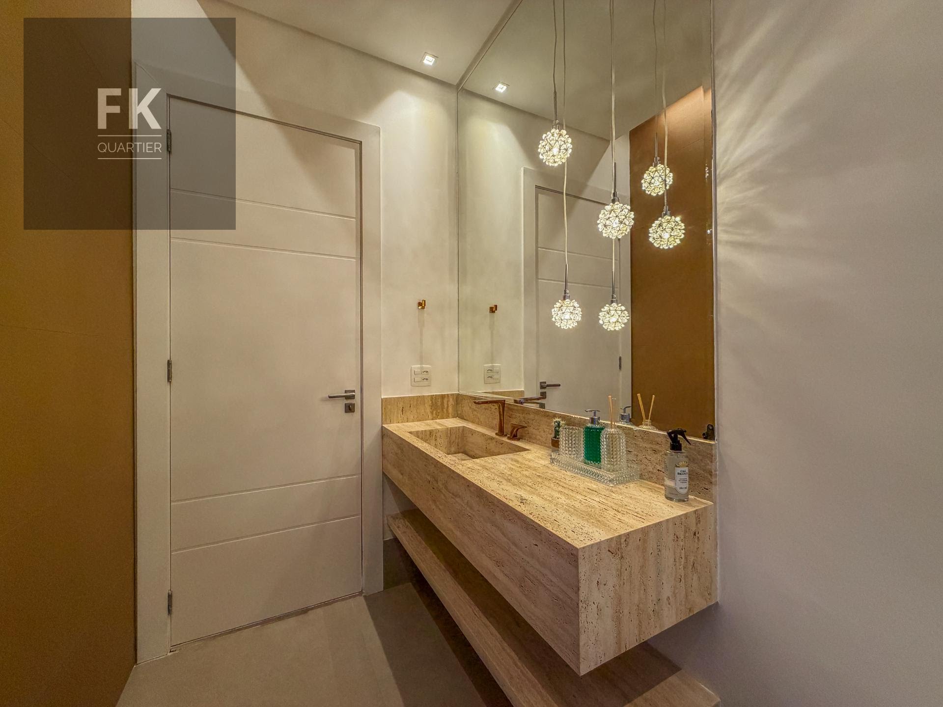 Casa à venda com 4 quartos, 4 suítes, 9 vagas e 446m² no Tamboré, Barueri (SP) — foto 8 de 30