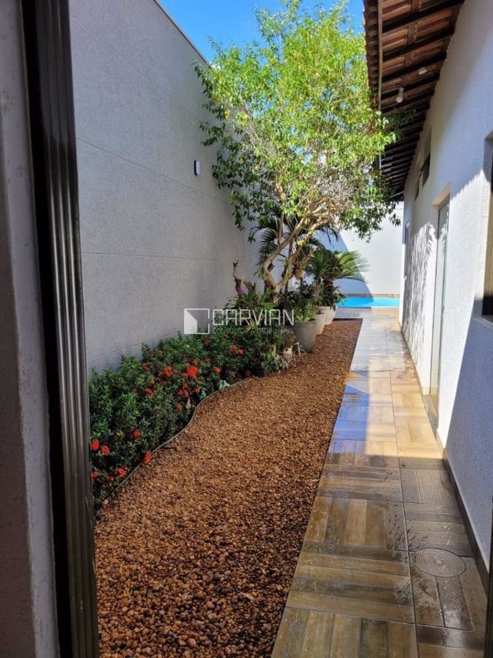 Casa à venda com 3 quartos, 1 suíte, 4 vagas e 170m² no Jardim Jóquei Clube, Ribeirão Preto (SP) — foto 10 de 11