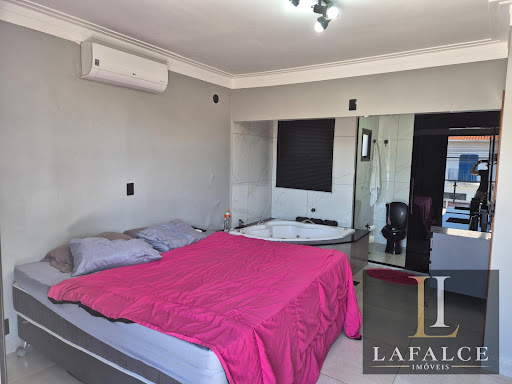 Casa em Jardim Kamel  -  Pirassununga