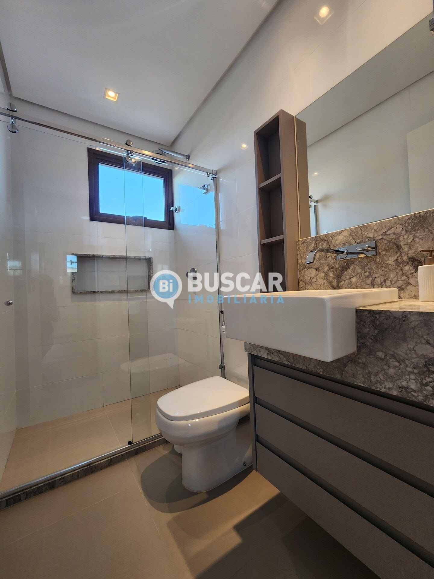 Casa à venda com 4 quartos, 4 suítes, 4 vagas e 402m² no Vale do Jacuípe, Feira de Santana (BA) — foto 27 de 30