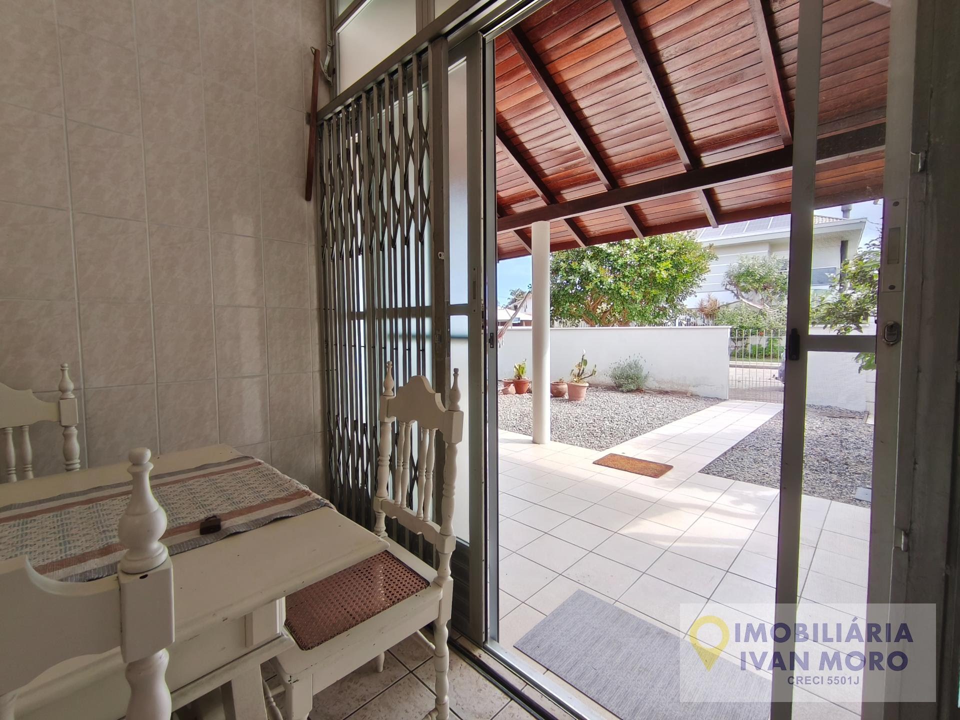 Casa para alugar com 4 quartos, 2 banheiros e 2 vagas no Daniela, Florianópolis (SC) — foto 27 de 30
