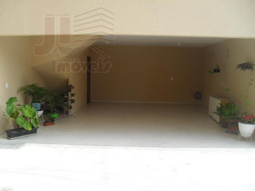 GARAGEM COBERTA