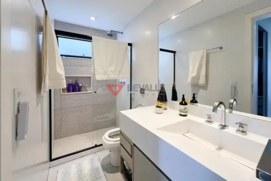 Casa à venda com 4 quartos, 4 suítes, 2 vagas e 300m² no Recreio dos Bandeirantes, Rio de Janeiro (RJ) — foto 16 de 25
