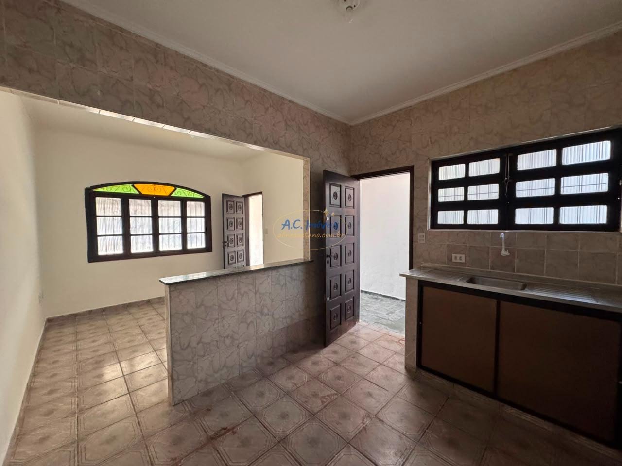 Casa à venda com 2 quartos, 1 suíte, 2 vagas e 125m² no Maracanã, Praia Grande (SP) — foto 5 de 17
