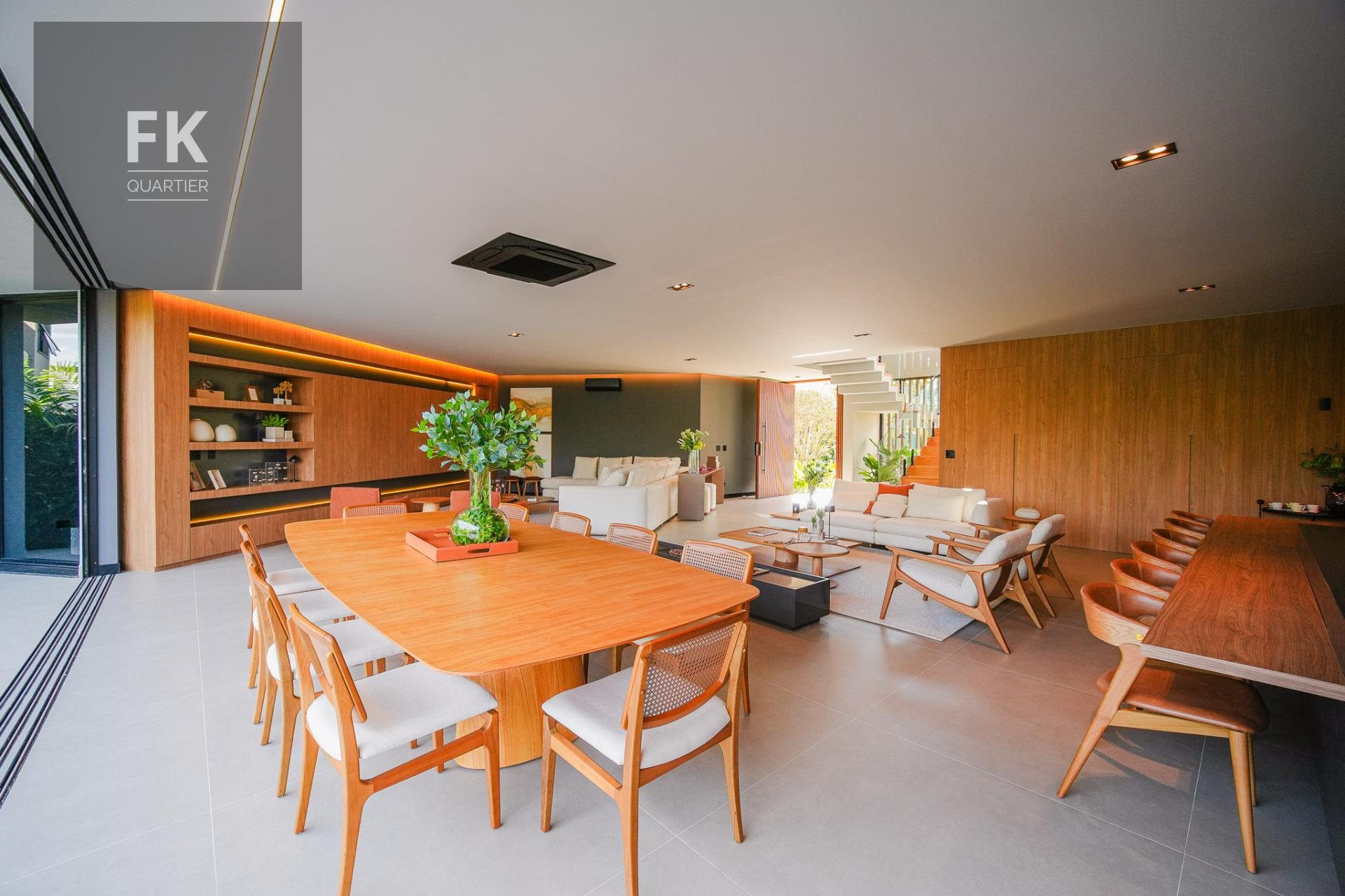 Casa à venda com 4 quartos, 4 suítes, 4 vagas e 500m² no Alphaville, Santana de Parnaíba (SP) — foto 10 de 30