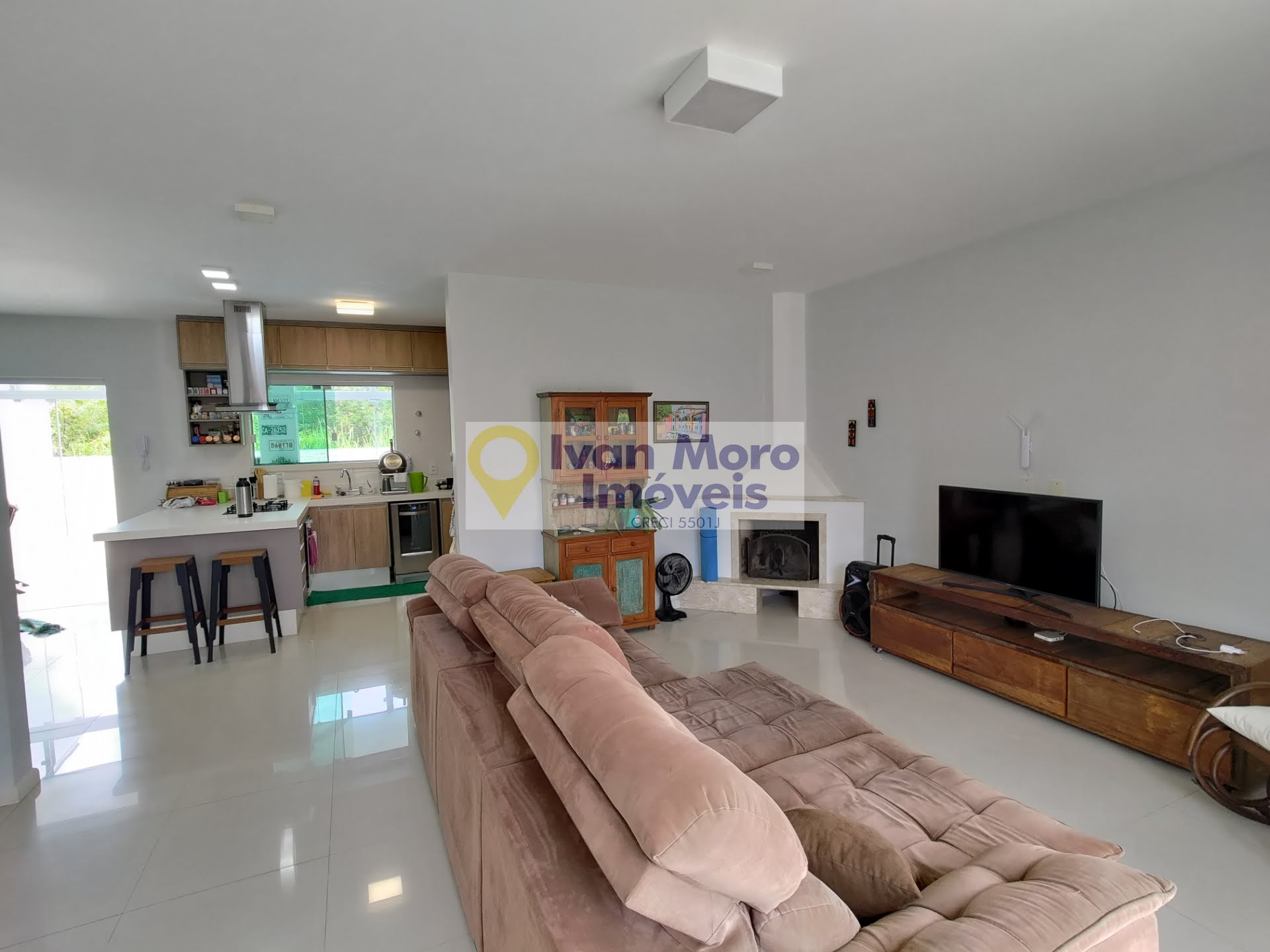 Casa à venda com 4 quartos, 3 suítes, 2 vagas e 224m² no Cachoeira do Bom Jesus, Florianópolis (SC) — foto 6 de 30