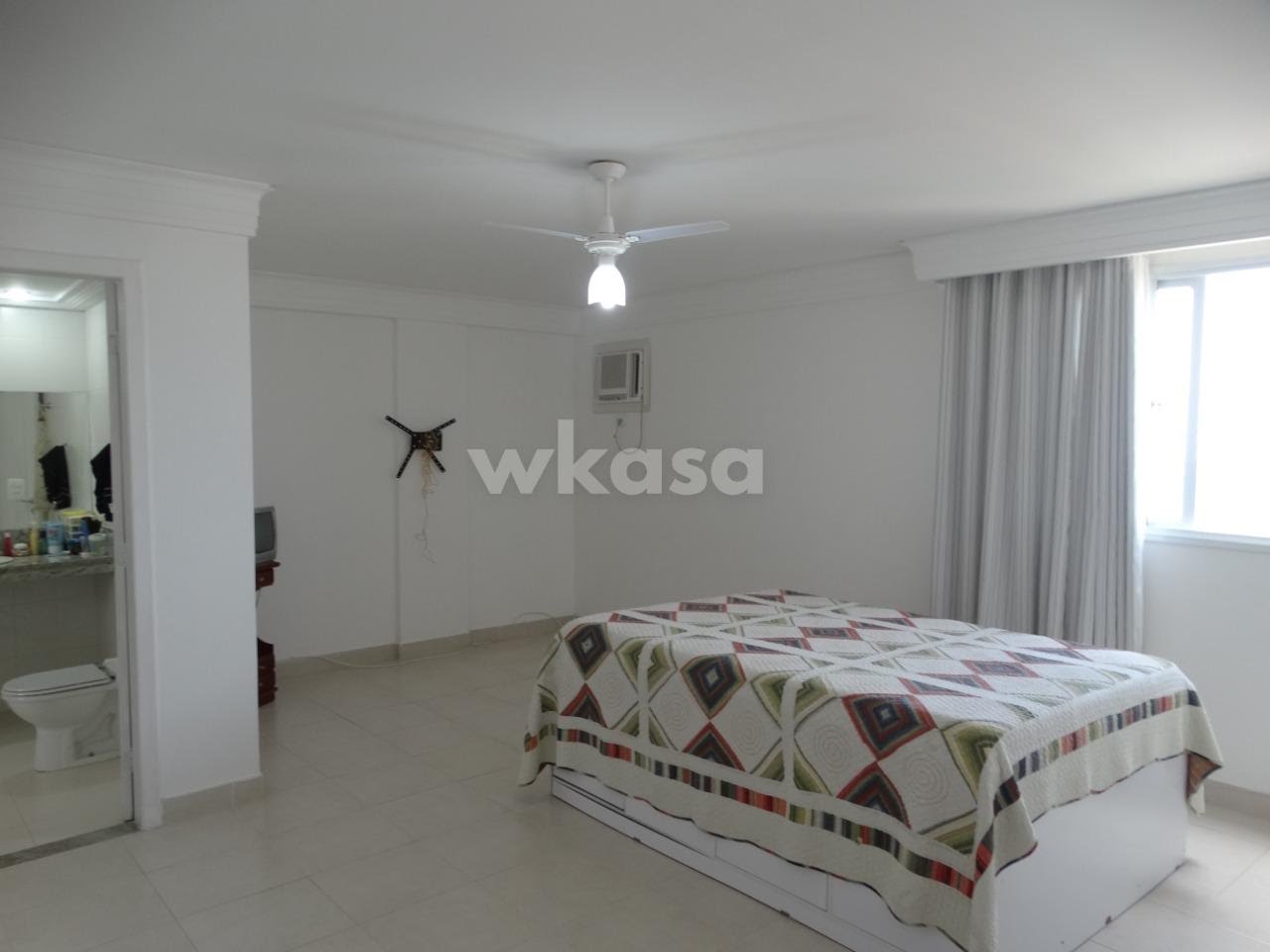 Cobertura à venda com 4 quartos, 4 suítes, 2 vagas e 268m² no Centro, Guarapari (ES) — foto 9 de 30