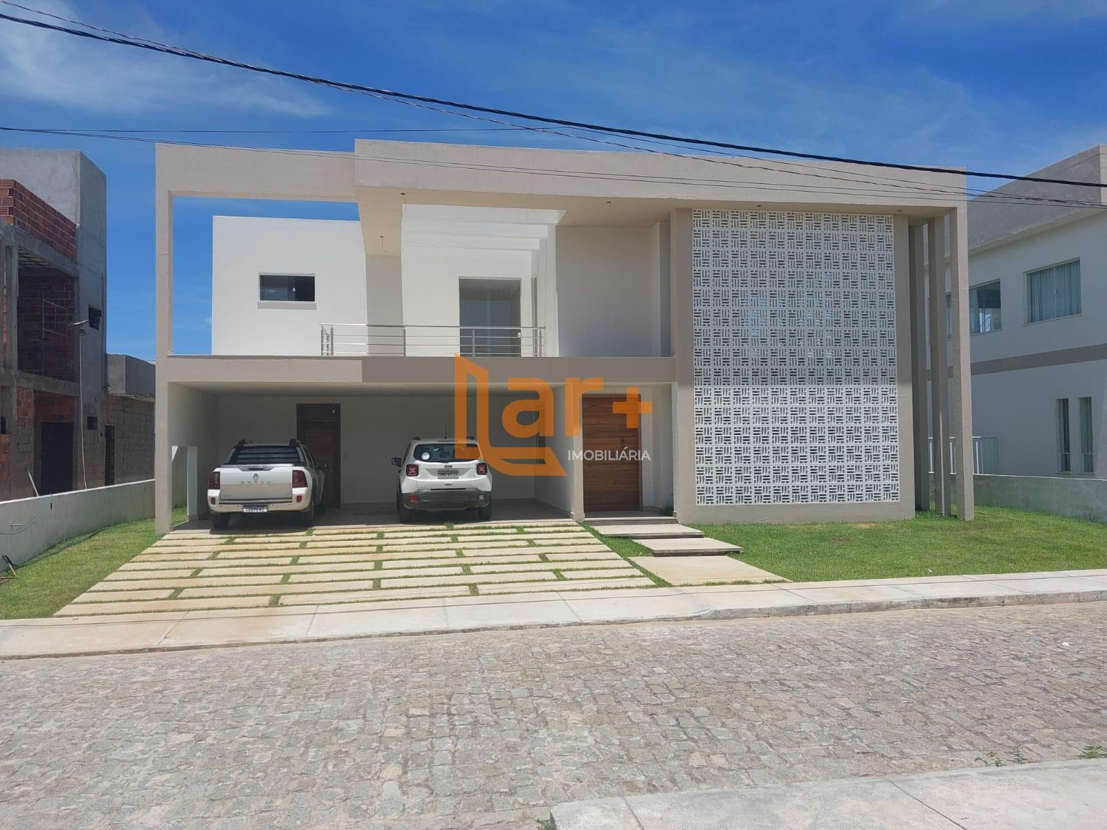 Casa à venda com 3 quartos, 4 banheiros, 3 vagas e 270m² no Olhos D'água, Barra dos Coqueiros — foto principal