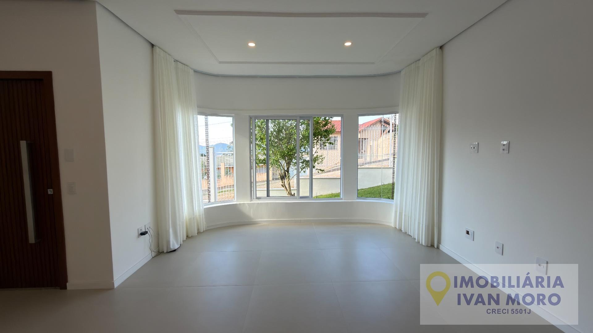 Casa à venda com 3 quartos, 1 suíte, 4 vagas e 154m² no Centro, Florianópolis (SC) — foto 11 de 25