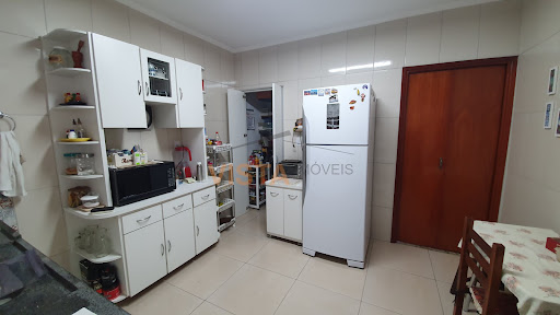 COZINHA COM DISPENSA