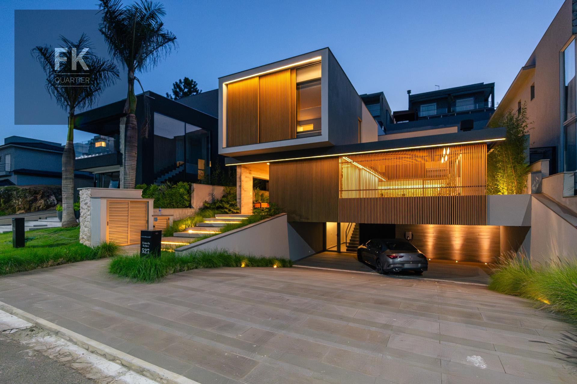 Casa à venda com 4 quartos, 4 suítes, 4 vagas e 456m² no Residencial Tambore, Barueri (SP) — foto 2 de 30