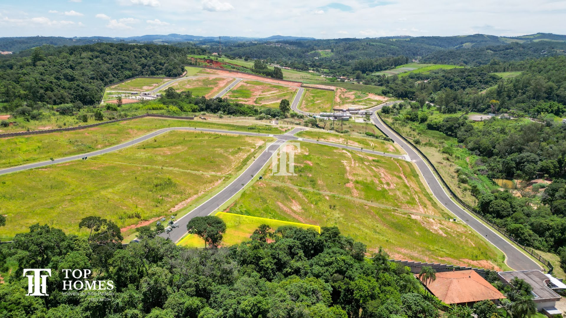 Terreno / Lote à venda no condomínio de alto padrão Tamboré Jundiaí