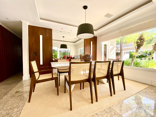 Casa de luxo em Barra da Tijuca com 854m², 5 dormitórios e 5 suítes - Venda e Locação por R$9.200.000
