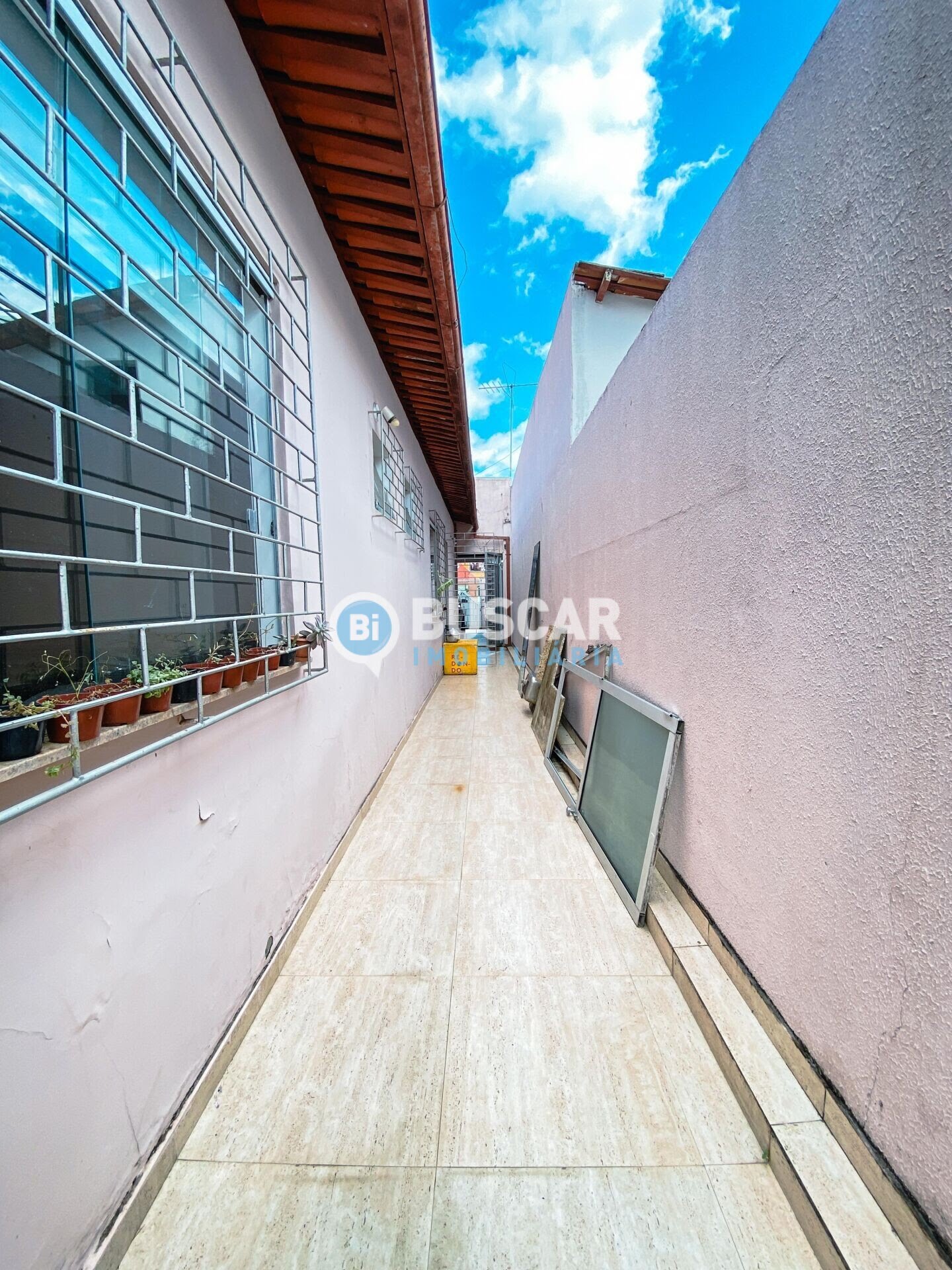 Casa à venda com 5 quartos, 5 suítes, 2 vagas e 300m² no Capuchinhos, Feira de Santana (BA) — foto 21 de 26