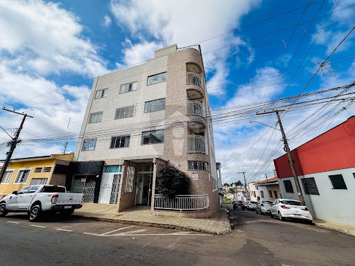 Aluguel de Apartamento no Centro de Alfenas, 154m², 2 Quartos