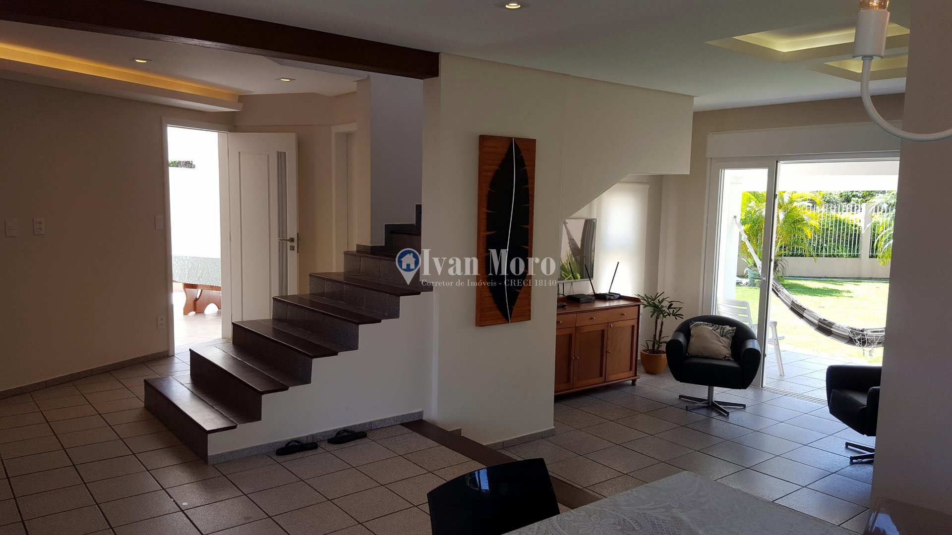 Casa para alugar com 4 quartos, 4 suítes, 3 vagas e 250m² no Daniela, Florianópolis (SC) — foto 20 de 30
