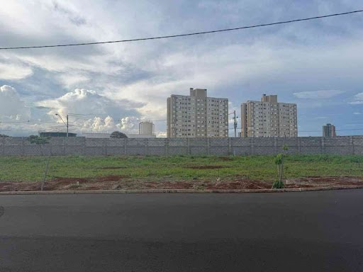 Terreno à venda com 296m² de terreno no Jardins do Parque, Ribeirão Preto — foto principal