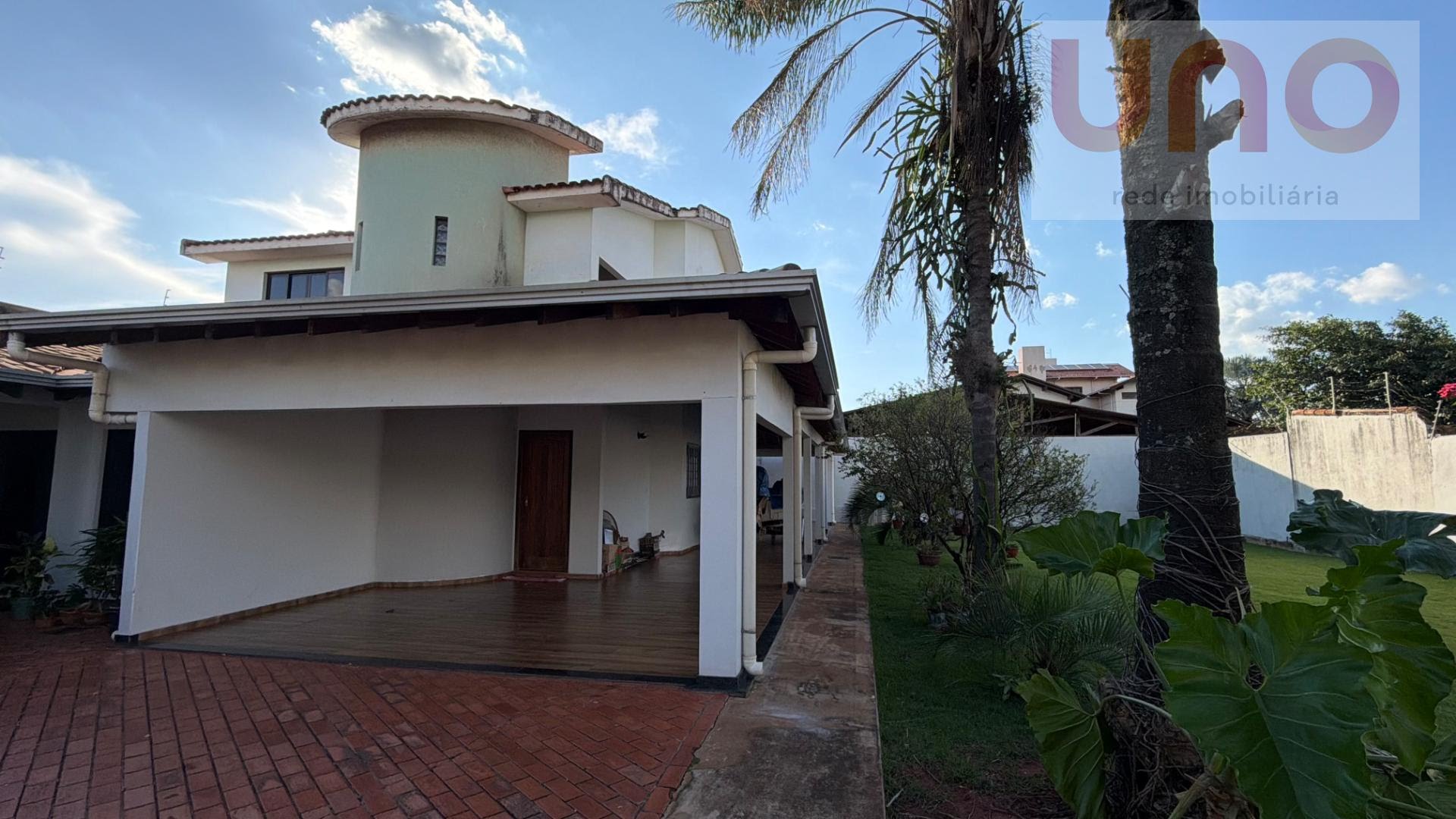 Casa à venda com 3 quartos, 5 banheiros, 7 vagas e 370m² no Vila Vilas Boas, Campo Grande — foto principal