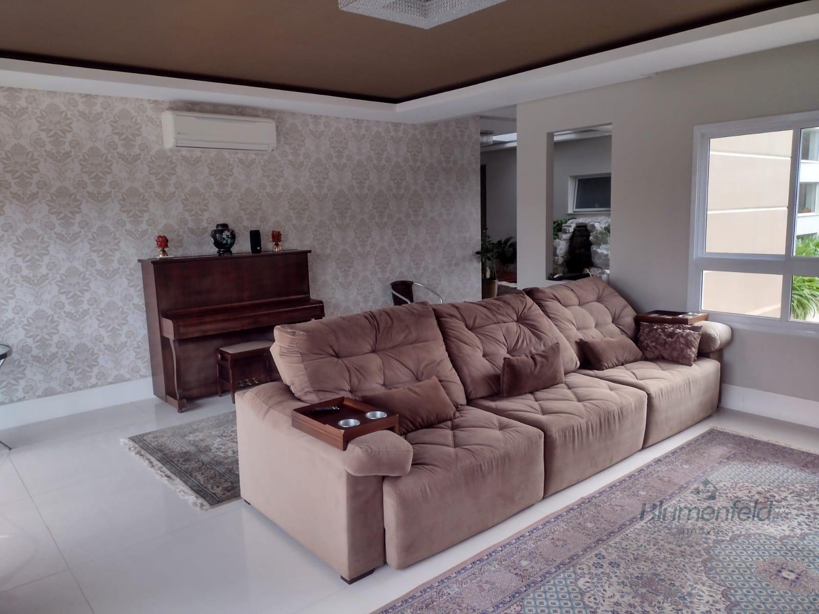 Casa à venda com 3 suítes, 3 vagas e 630m² no Condominio Arujazinho I II III, Arujá (SP) — foto 18 de 30