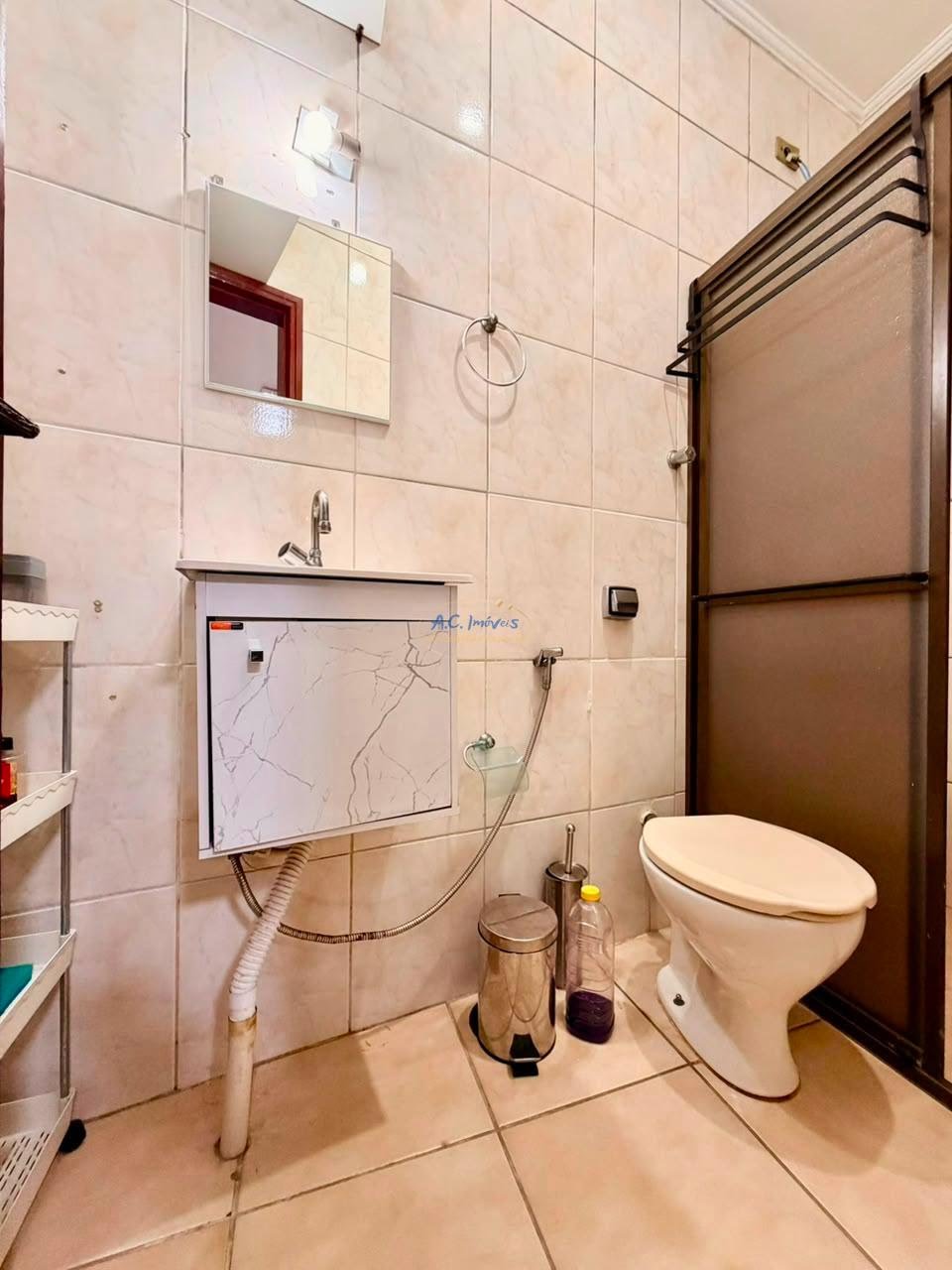 Casa à venda com 1 quarto, 1 banheiro, 1 vaga e 45m² no Aviação, Praia Grande (SP) — foto 11 de 18