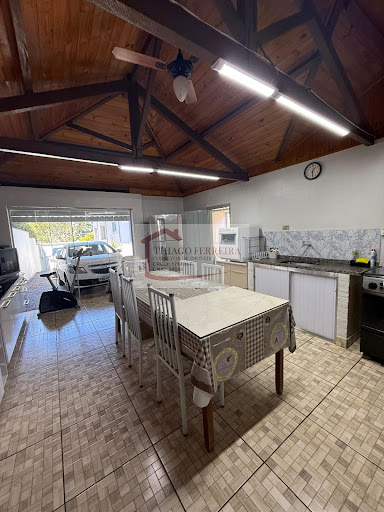 Casa em Avenida Padre Pio Corso  -  Santa Rita do Passa Quatro